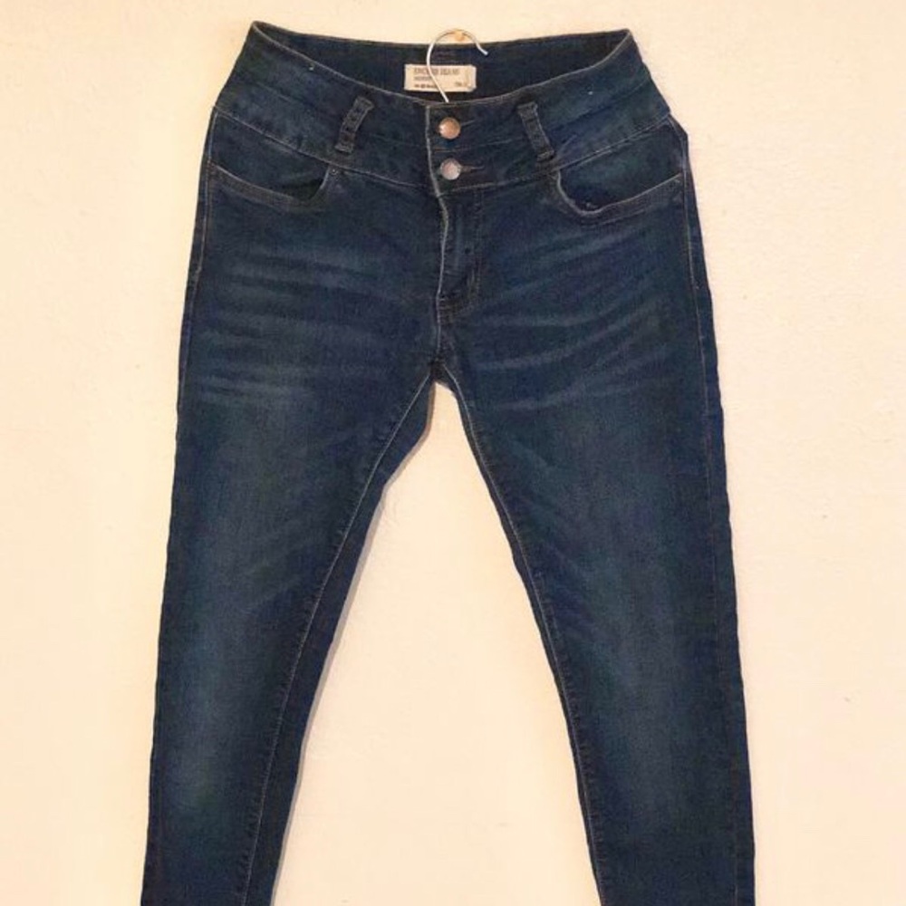 WOMAN/JUNIOR ENCORE JEANS